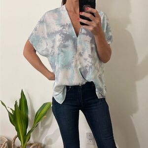 Tie-dyed oversize tunic. Adrienne. Boutique brand size small